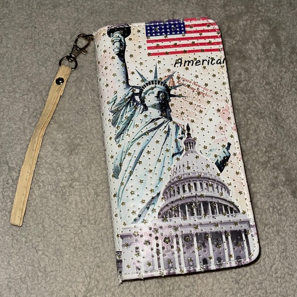 Handbags - wristlet wallet